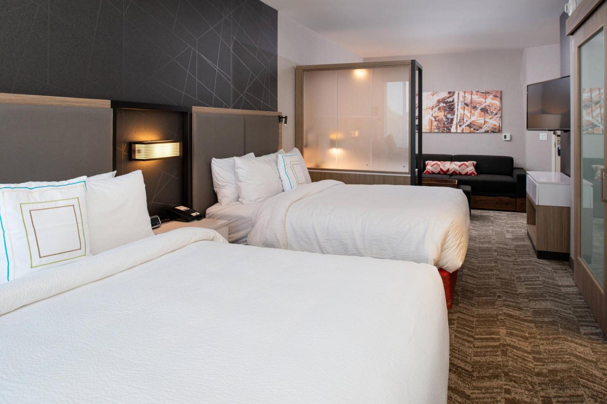 Springhill Suites By Marriott Kansas City Northeast Екстер'єр фото