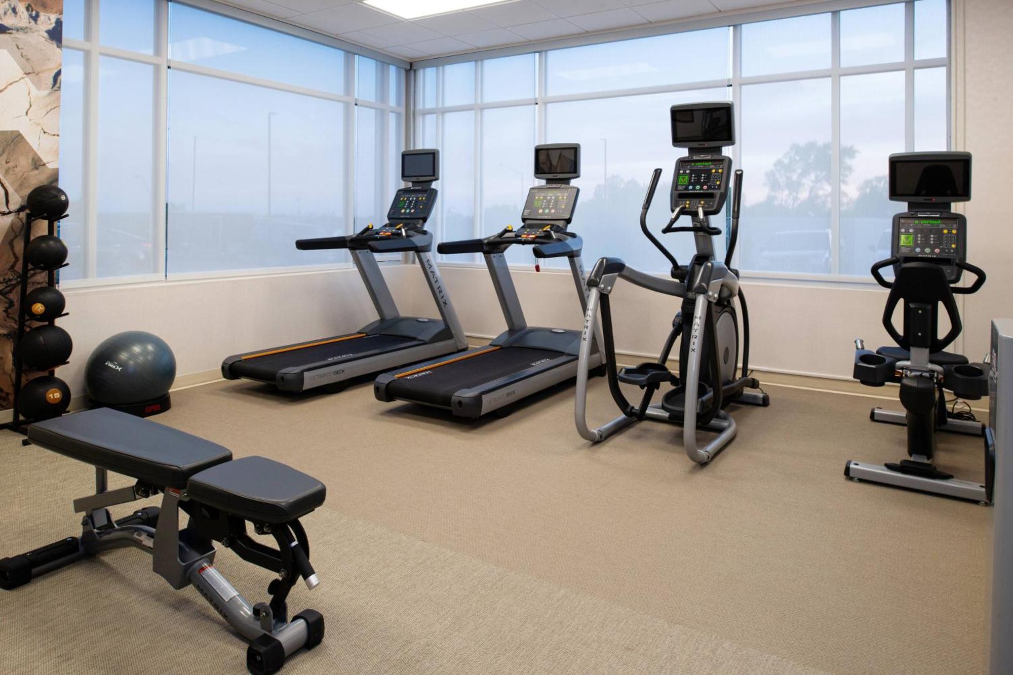 Springhill Suites By Marriott Kansas City Northeast Екстер'єр фото